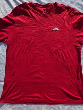 Nike The Nike Tee Men's XXL Tall Red Embroidered Swoosh Short Sleeve T-Shirt